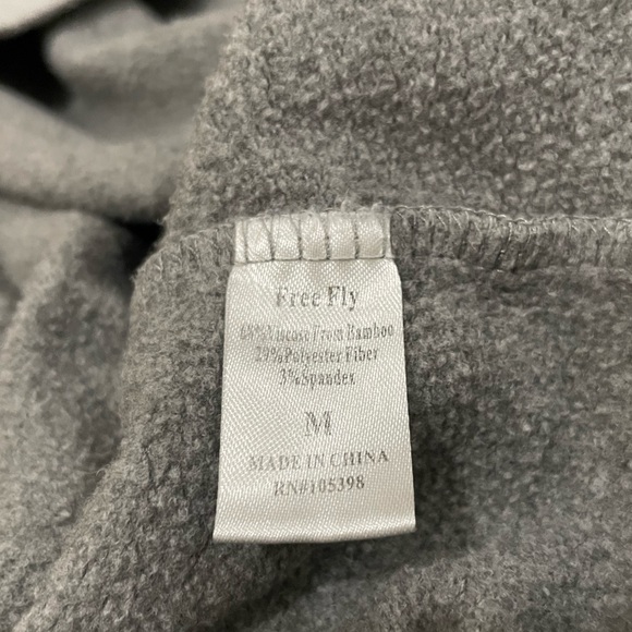 Free Fly Grey Performance Bamboo Fleece Pullover with Snaps & Thumb Holes Medium - Picture 8 of 9
